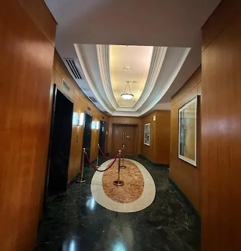 Stunning Flat In Alabang Manila