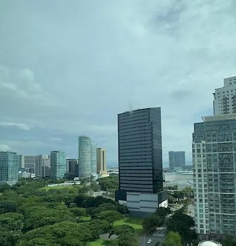 Stunning Flat In Alabang * Manila